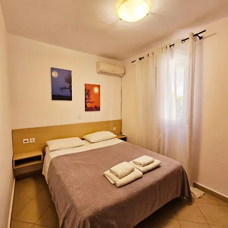 Corfu Menigos 22 Daire Glifada