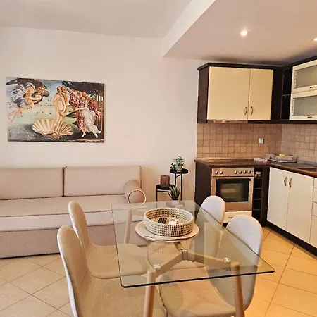 Corfu Menigos 22 * Glyfada (Corfu)