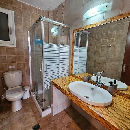 Apartamento Corfu Menigos 22 *