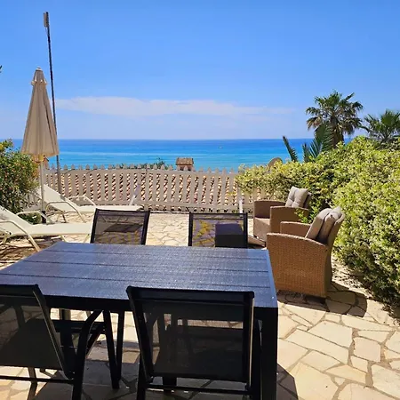 Corfu Menigos 22 * Glyfada (Corfu)